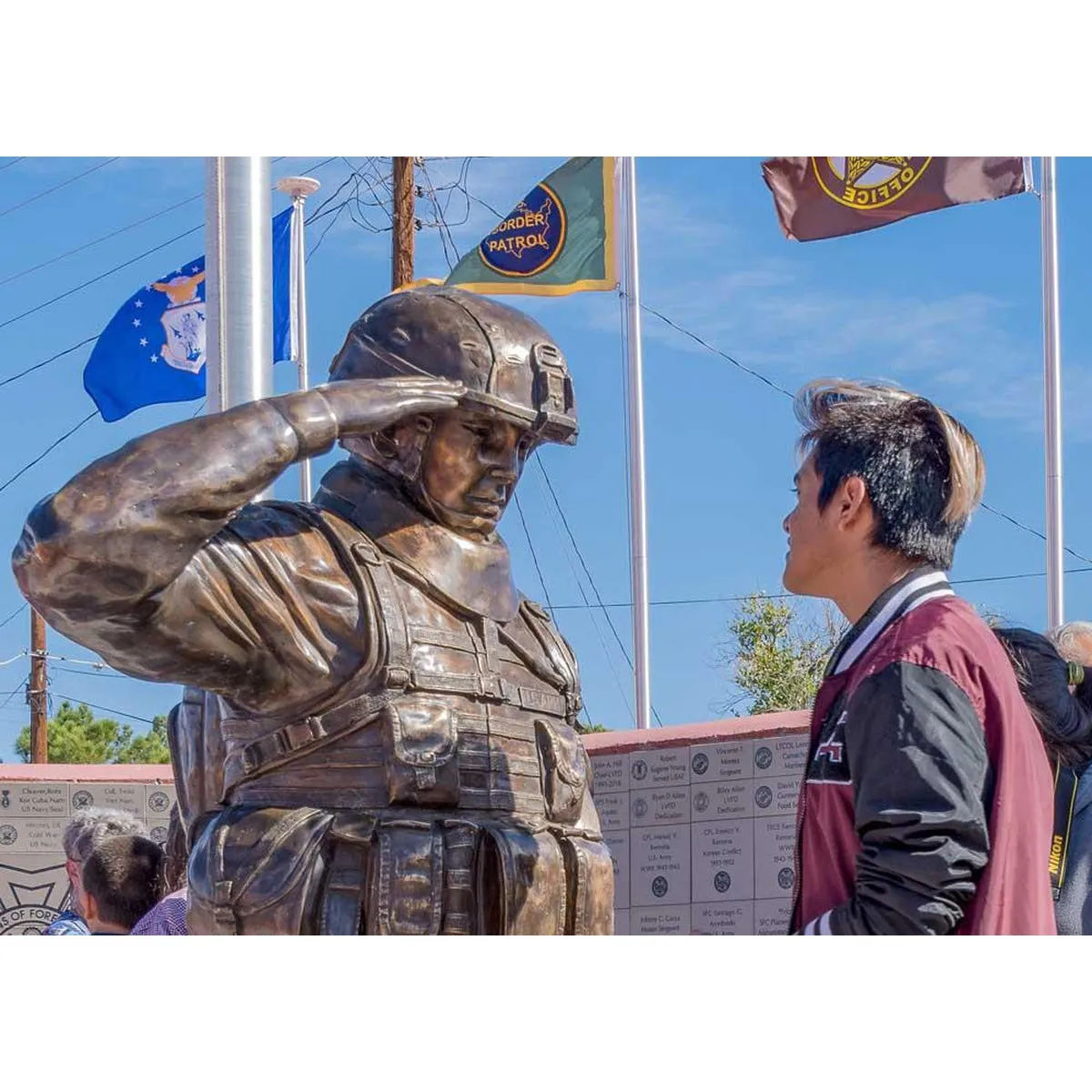 Bronze Saluting Soldier Statue