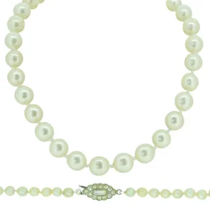 Cultured Pearl Necklace With Diamond Clasp