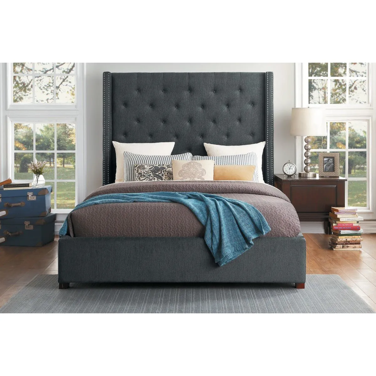 Fairborn Grey Collection Queen Platform Bed