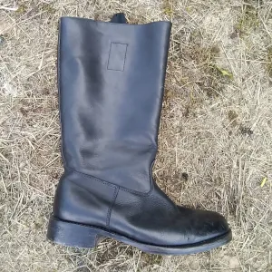 German Jack Boot. Used/Graded. Black.